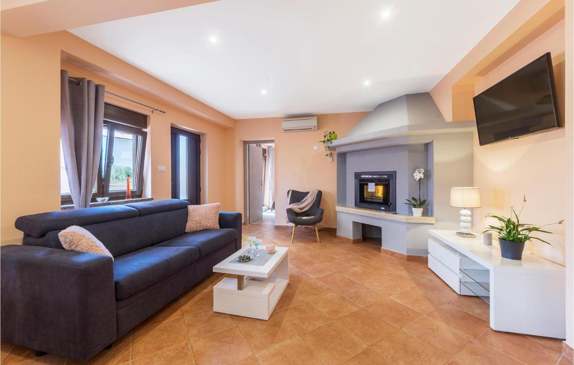 1 Bedroom Stunning Apartment In Пула Екстер'єр фото